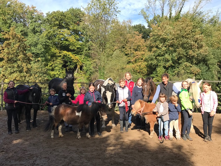 575AAB55 D913 4B73 BADA E6BAB3701089