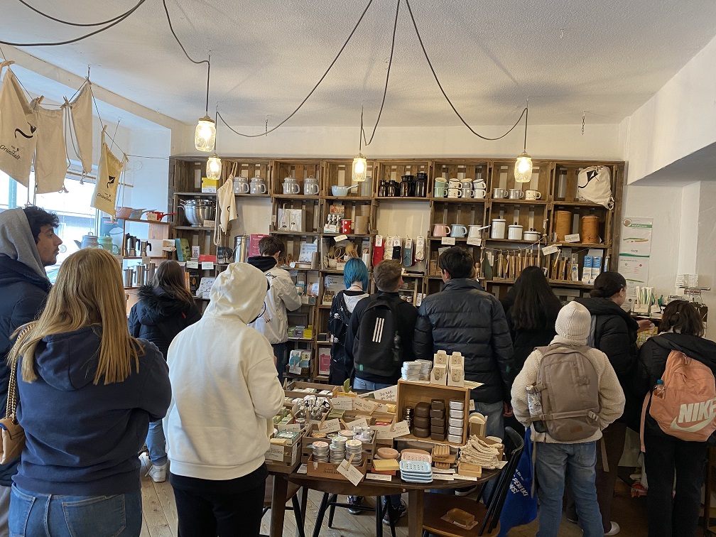 819EBB3F 322E 45E5 8462 EAF9AE1CF05D